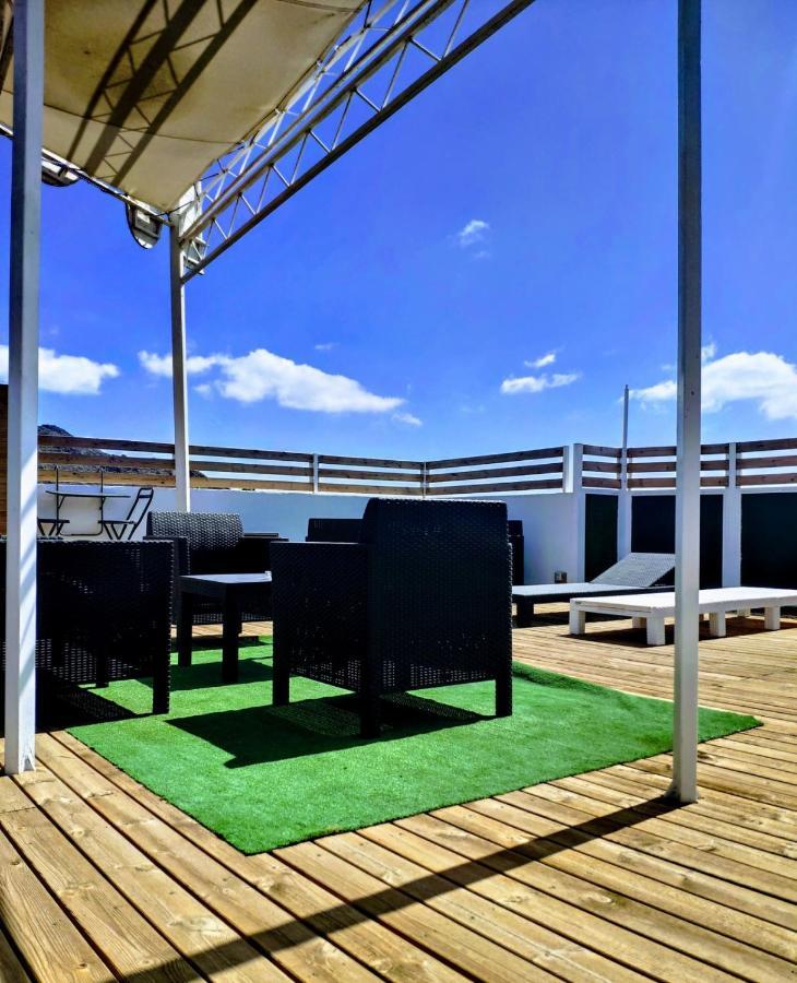 Hostel Neon Tenerife Guaza المظهر الخارجي الصورة