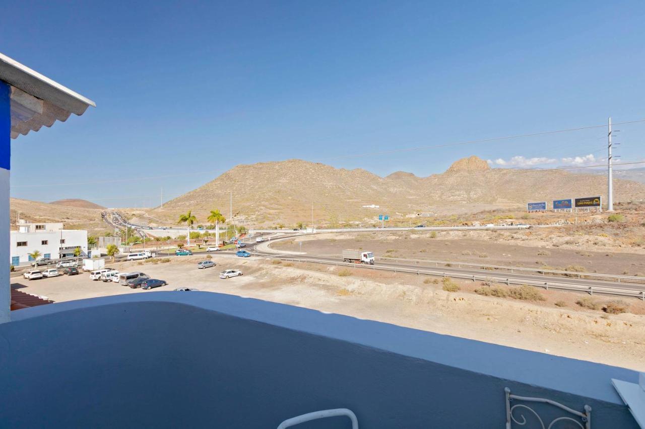 Hostel Neon Tenerife Guaza المظهر الخارجي الصورة